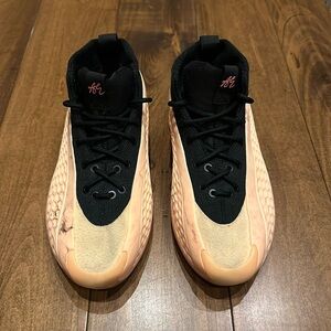 ADIDAS AE 1 ANTHONY EDWARDS WITH LOVE ACID ORANGE/BLACK US Size 7, Used